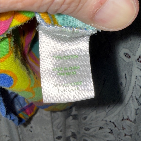 Lilly Pulitzer Blue Floral Short Sleeve Top - Picture 7 of 7